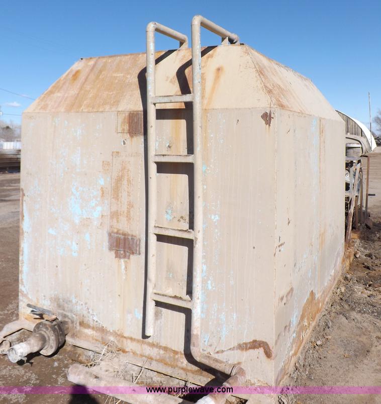 image for item F6439 Drilling mod/cement mixing pump with tank