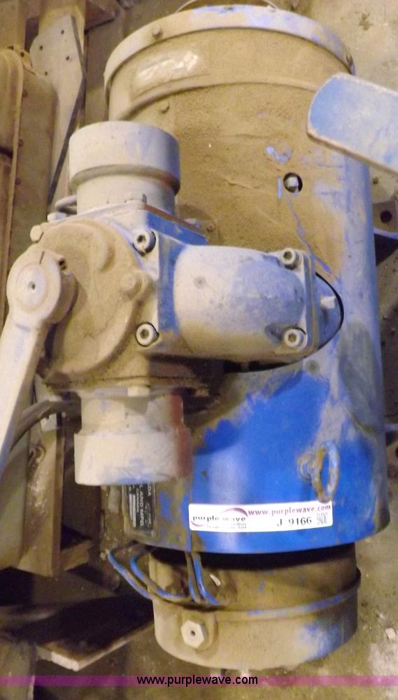 image for item J9166 Fruitland 3" vacuum pump