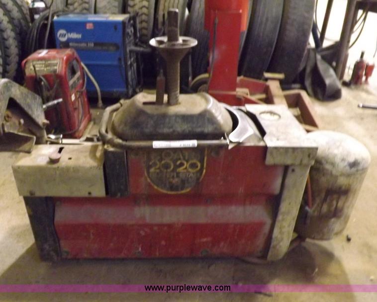 image for item J9173 Coats 2020 Super Star tire machine