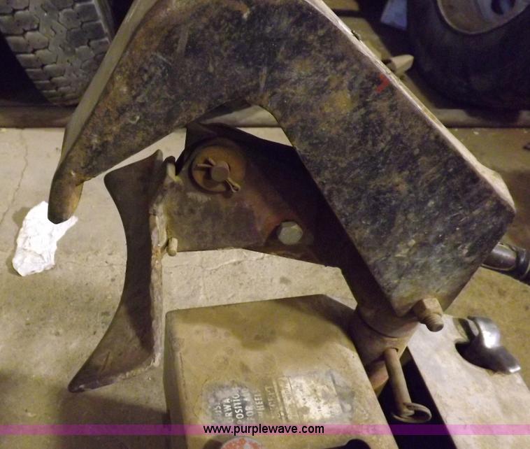 image for item J9173 Coats 2020 Super Star tire machine