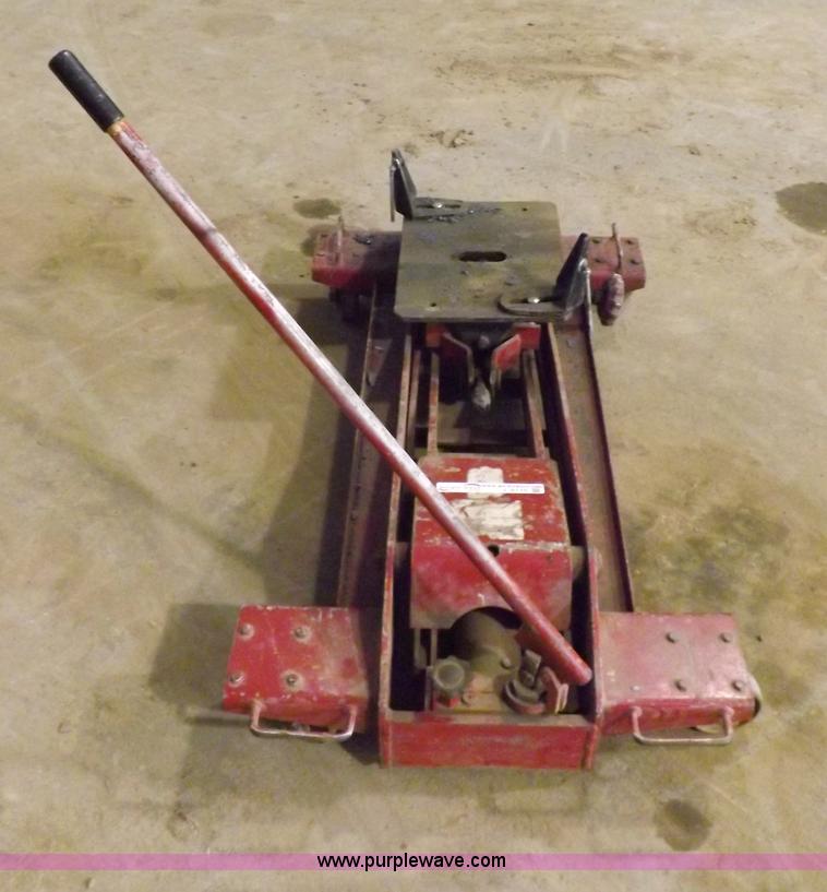 image for item J9175 Heavy duty truck transmission jack table