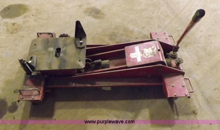image for item J9175 Heavy duty truck transmission jack table