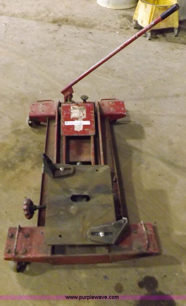 image for item J9175 Heavy duty truck transmission jack table