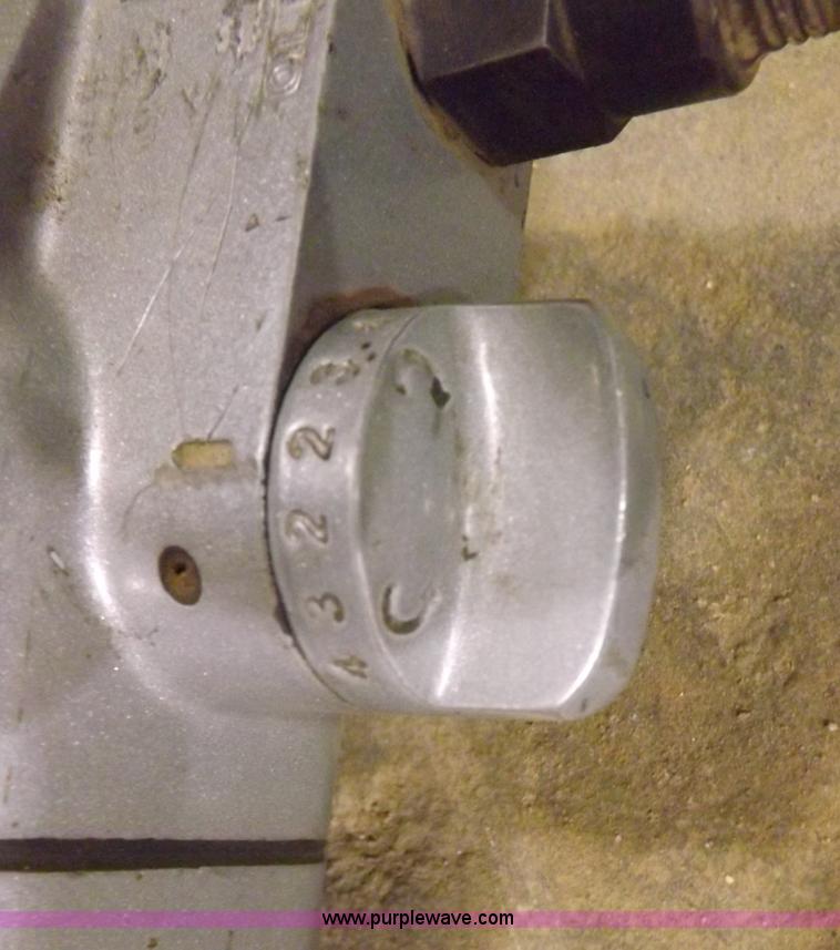 image for item J9177 Ingersoll Rand 1" impact gun