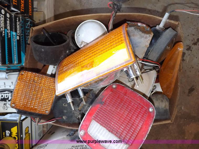 image for item J9189 Various Mack and other automotive parts