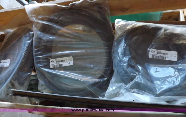 image for item J9190 Mack window glass