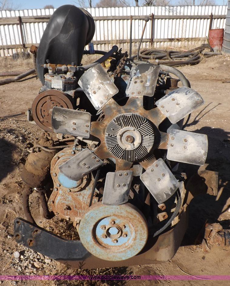 image for item J9196 Mack six cylinder diesel engine