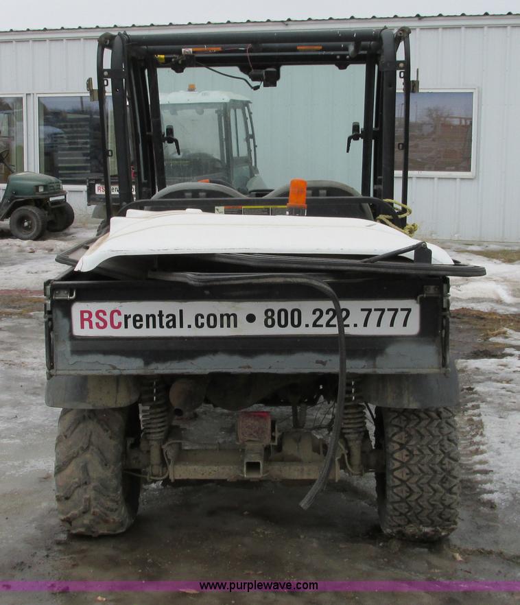 image for item AH9998 2007 Club Car XRT 1550G utility vehicle