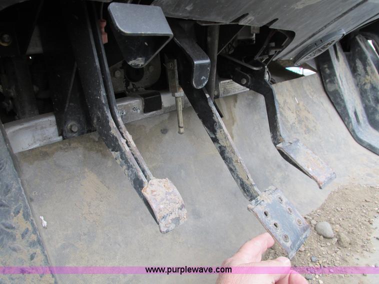 image for item AH9998 2007 Club Car XRT 1550G utility vehicle