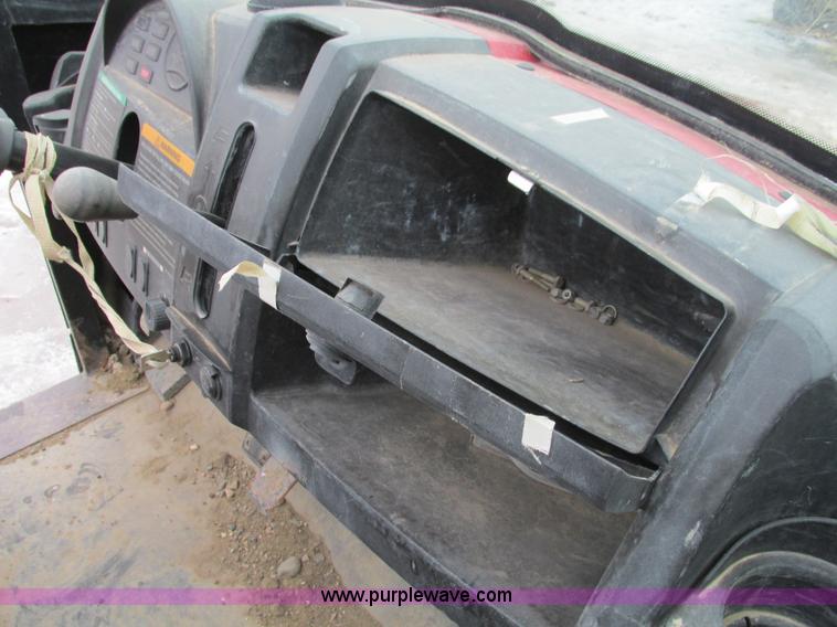 image for item AH9998 2007 Club Car XRT 1550G utility vehicle