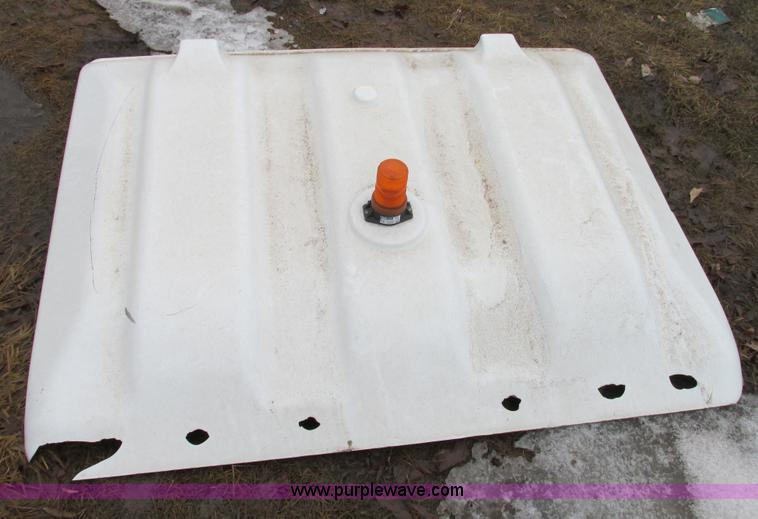 image for item AH9998 2007 Club Car XRT 1550G utility vehicle