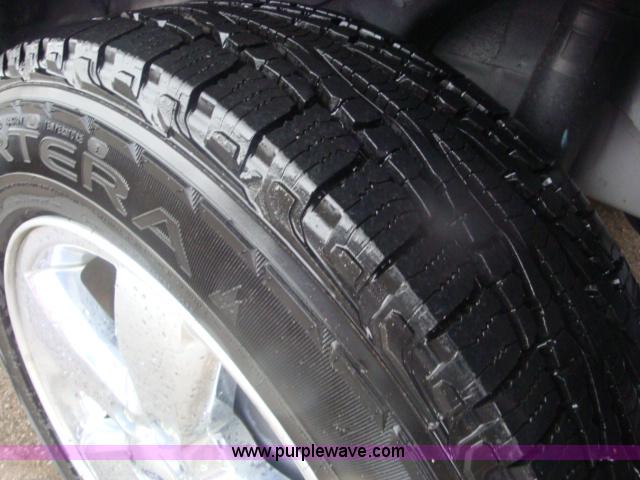 image for item B1855 2008 Ford Escape XLT SUV