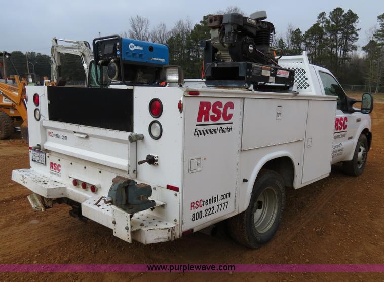 image for item B4645 2006 Ford F350 XL Super Duty service truck