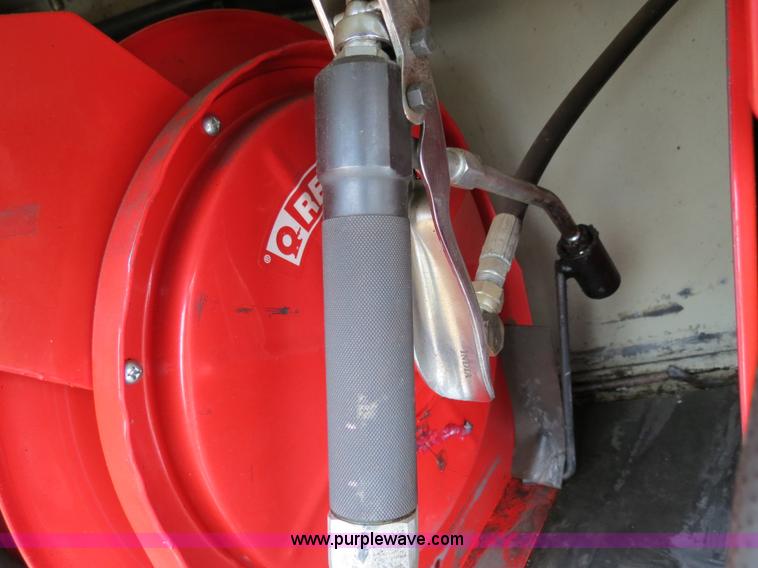 image for item B4645 2006 Ford F350 XL Super Duty service truck