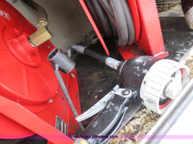 image for item B4645 2006 Ford F350 XL Super Duty service truck