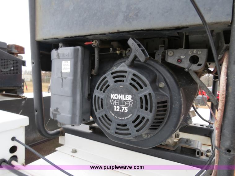 image for item B4645 2006 Ford F350 XL Super Duty service truck