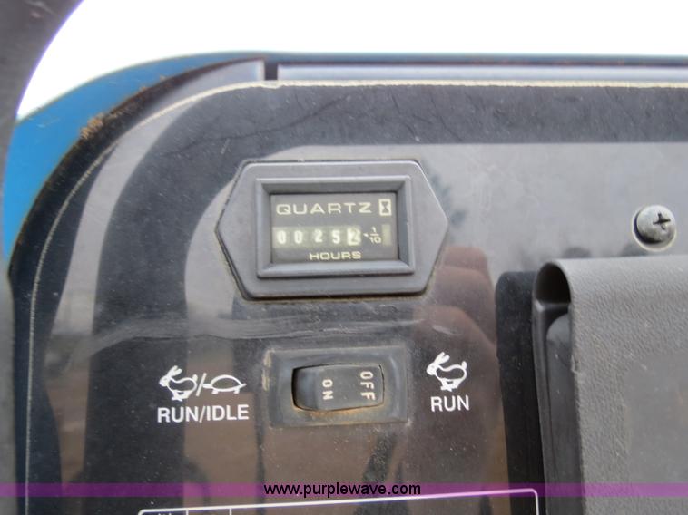 image for item B4645 2006 Ford F350 XL Super Duty service truck