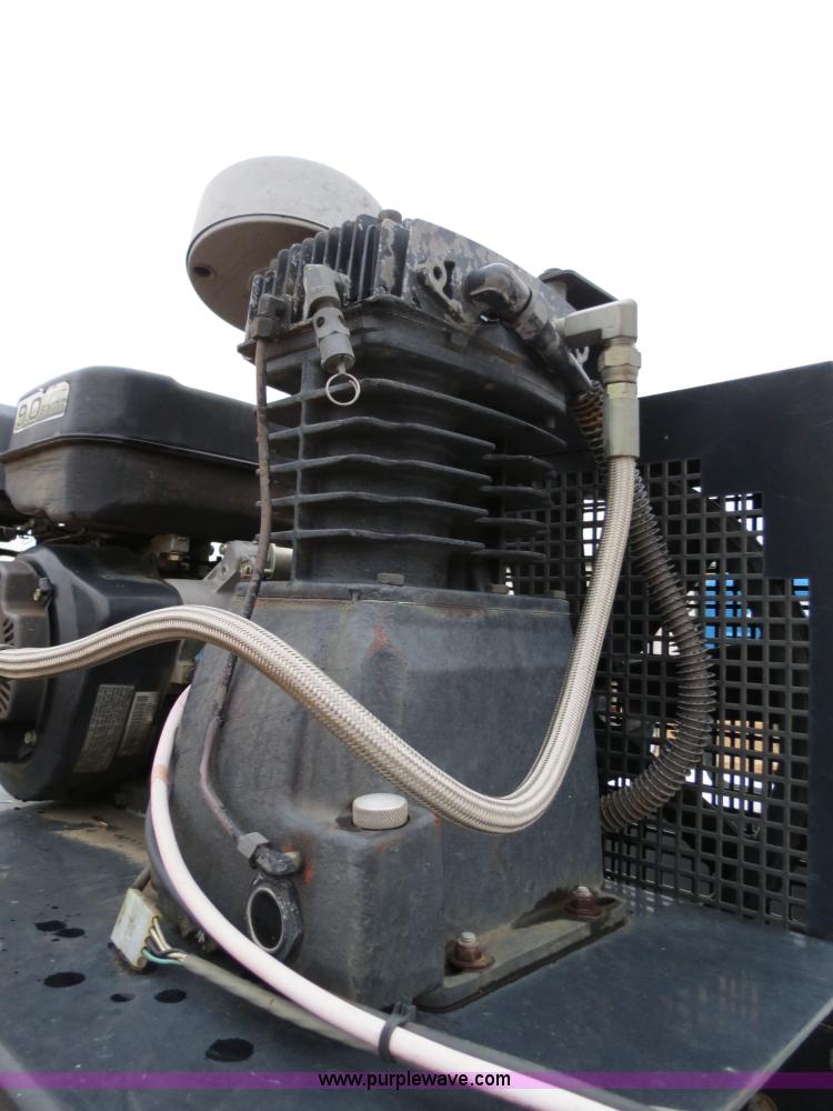 image for item B4645 2006 Ford F350 XL Super Duty service truck