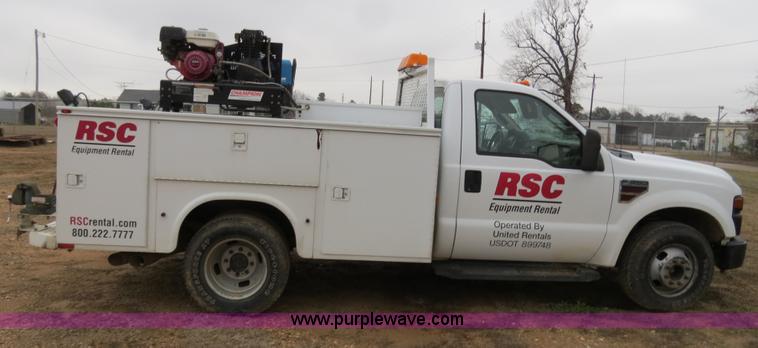 image for item B4646 2008 Ford F350 XL Super Duty service truck