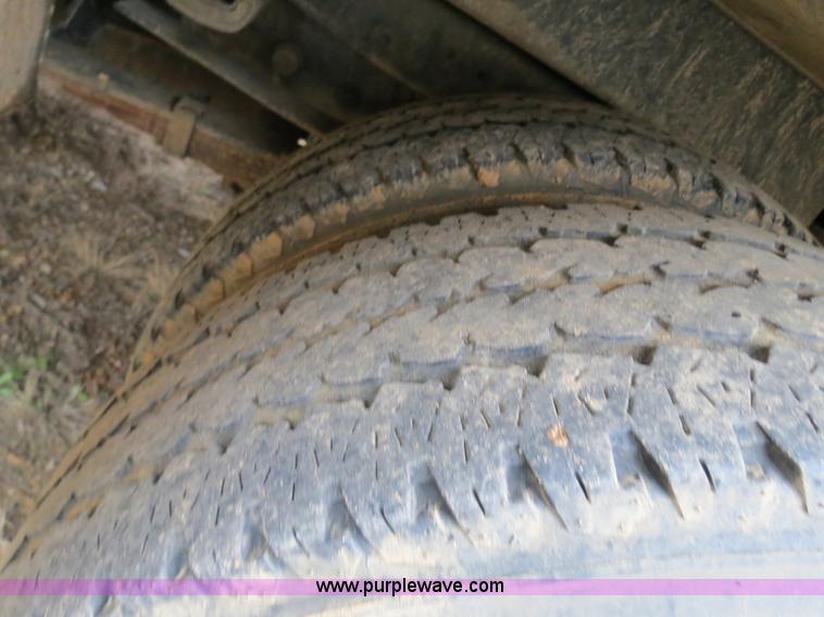 image for item B4646 2008 Ford F350 XL Super Duty service truck