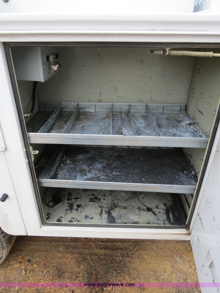 image for item B4646 2008 Ford F350 XL Super Duty service truck