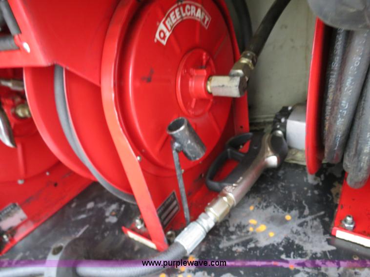 image for item B4646 2008 Ford F350 XL Super Duty service truck