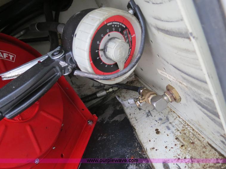 image for item B4646 2008 Ford F350 XL Super Duty service truck