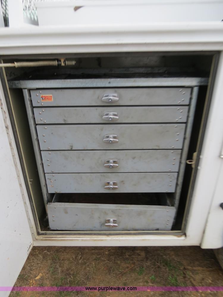 image for item B4646 2008 Ford F350 XL Super Duty service truck