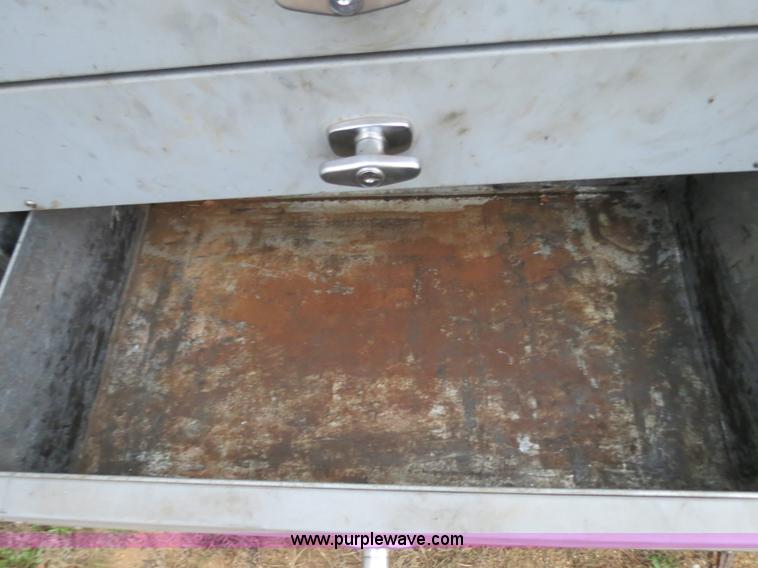 image for item B4646 2008 Ford F350 XL Super Duty service truck