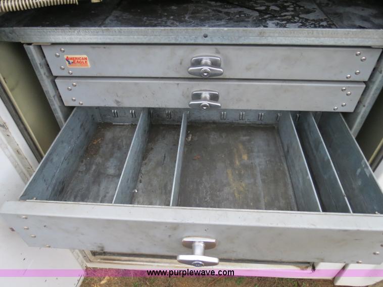 image for item B4646 2008 Ford F350 XL Super Duty service truck