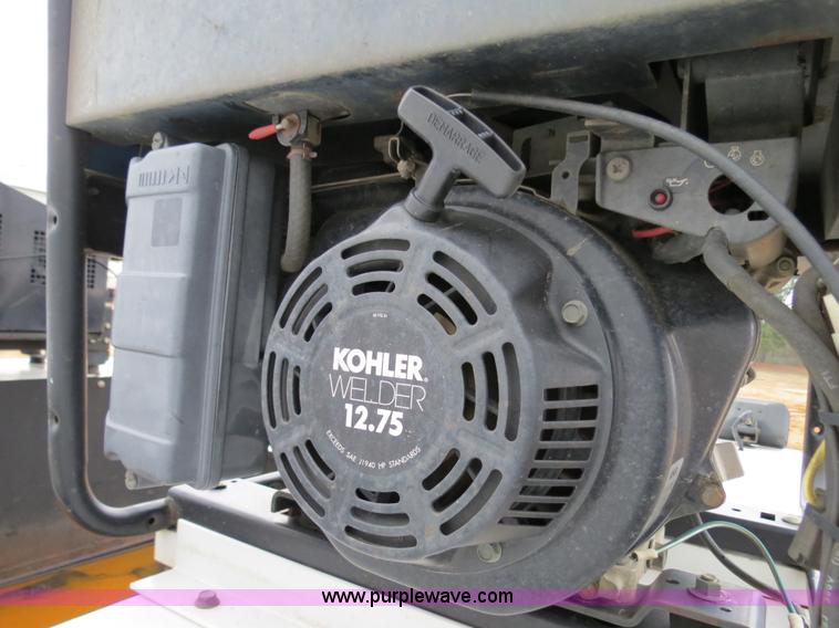 image for item B4646 2008 Ford F350 XL Super Duty service truck