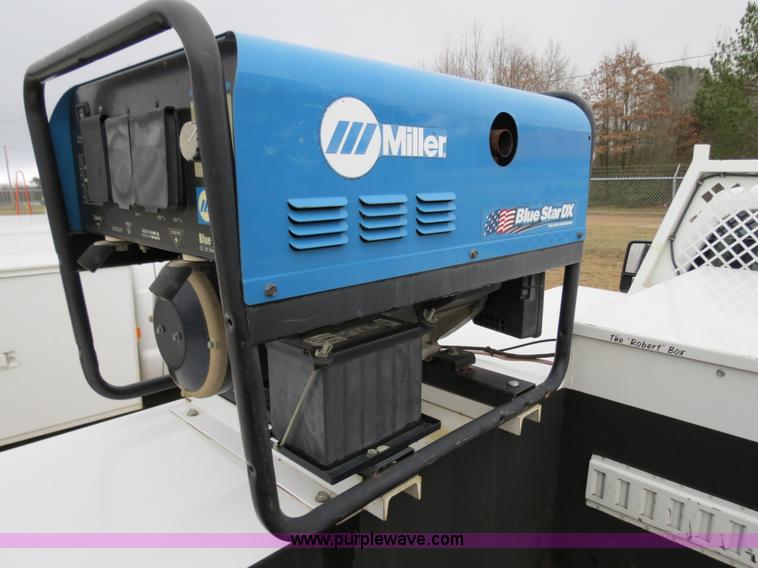 image for item B4646 2008 Ford F350 XL Super Duty service truck