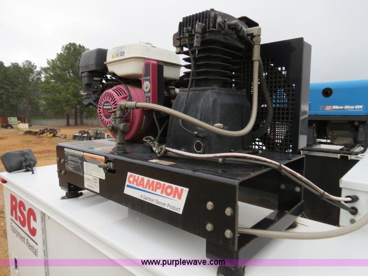 image for item B4646 2008 Ford F350 XL Super Duty service truck