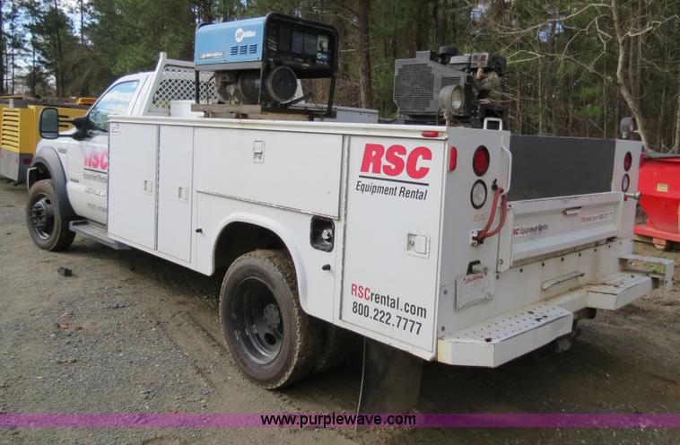 image for item B4647 2007 Ford F550 XL Super Duty service truck