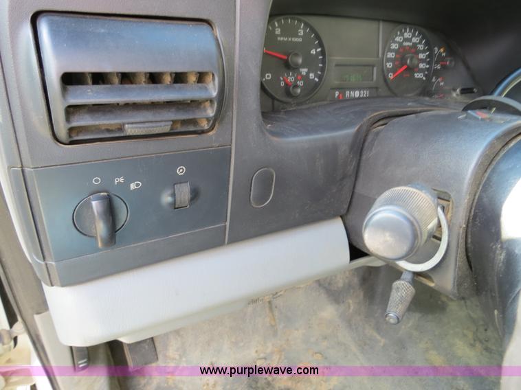 image for item B4647 2007 Ford F550 XL Super Duty service truck