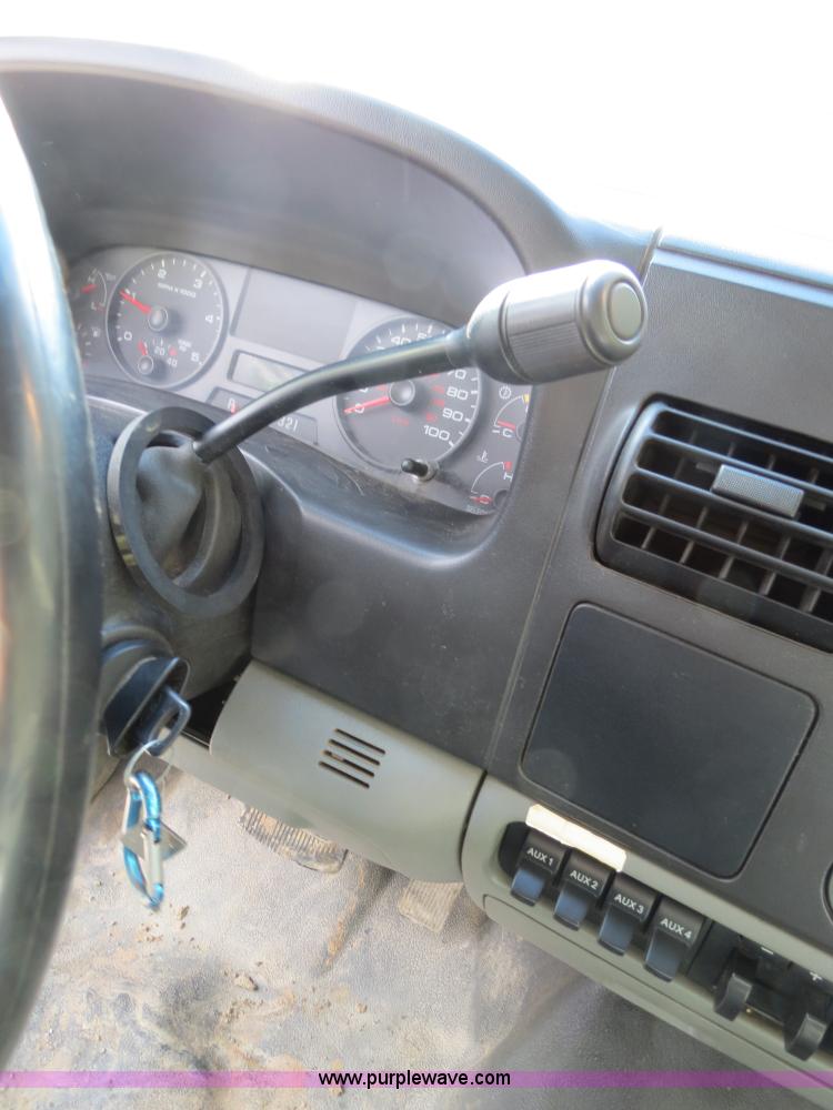 image for item B4647 2007 Ford F550 XL Super Duty service truck