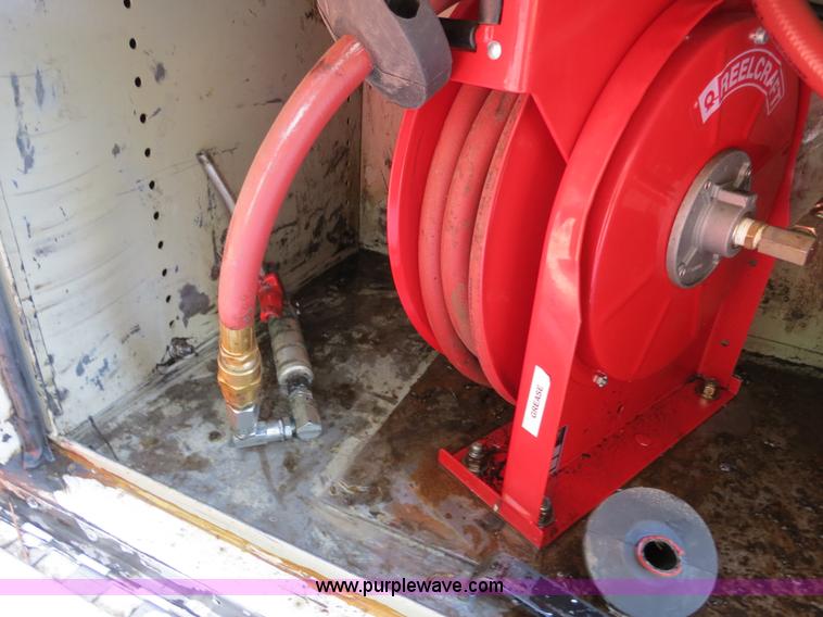 image for item B4647 2007 Ford F550 XL Super Duty service truck