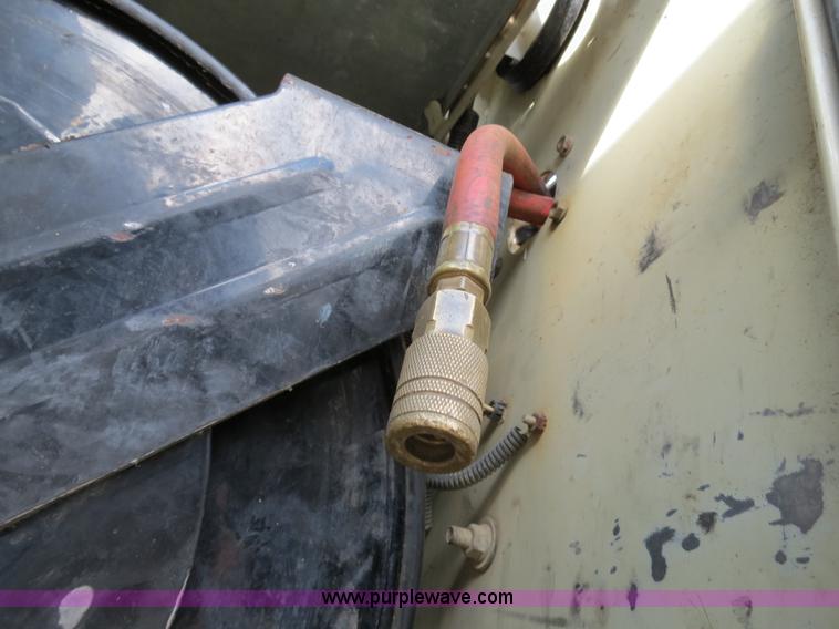 image for item B4647 2007 Ford F550 XL Super Duty service truck