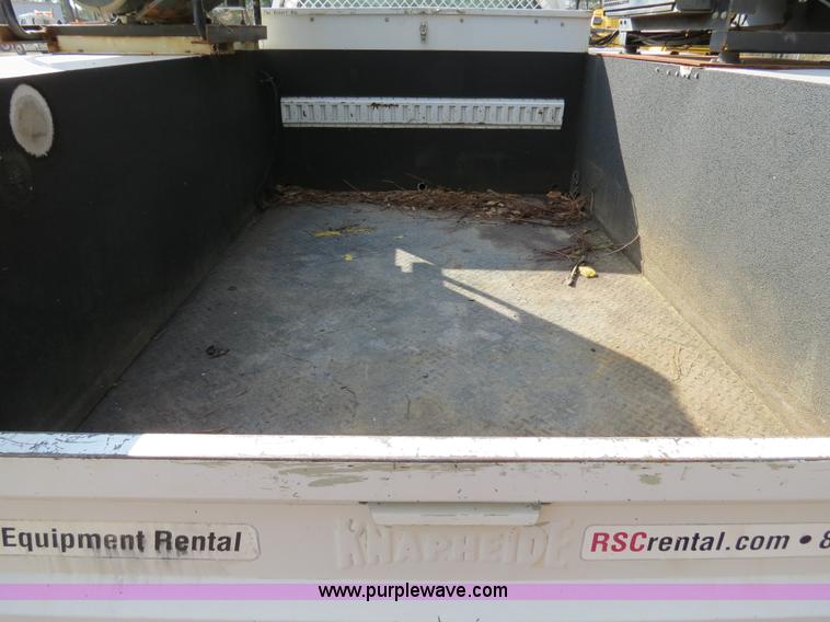 image for item B4647 2007 Ford F550 XL Super Duty service truck