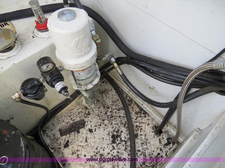 image for item B4647 2007 Ford F550 XL Super Duty service truck