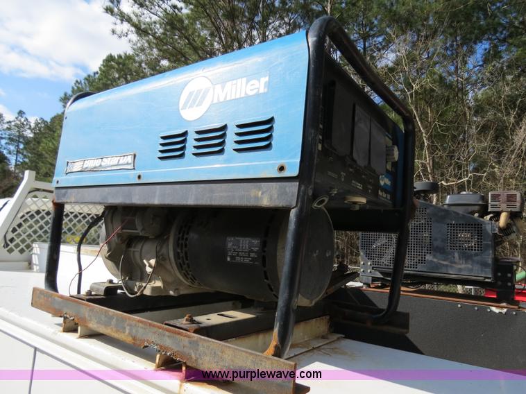 image for item B4647 2007 Ford F550 XL Super Duty service truck