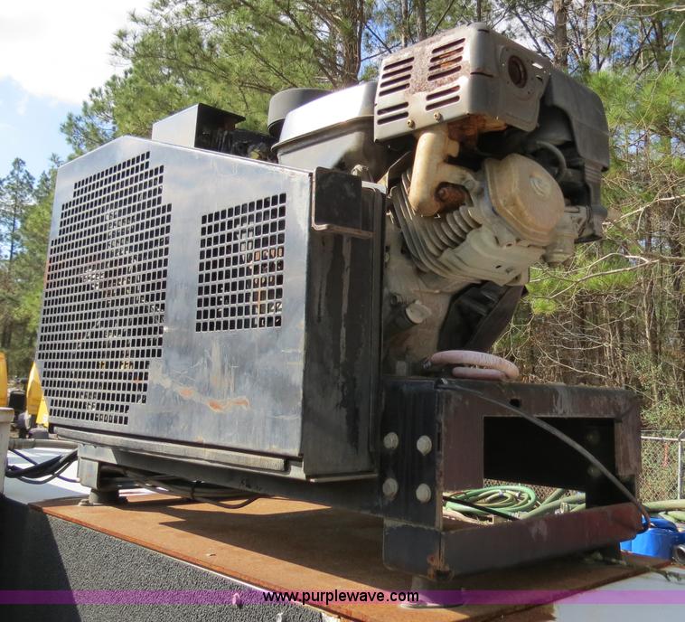 image for item B4647 2007 Ford F550 XL Super Duty service truck