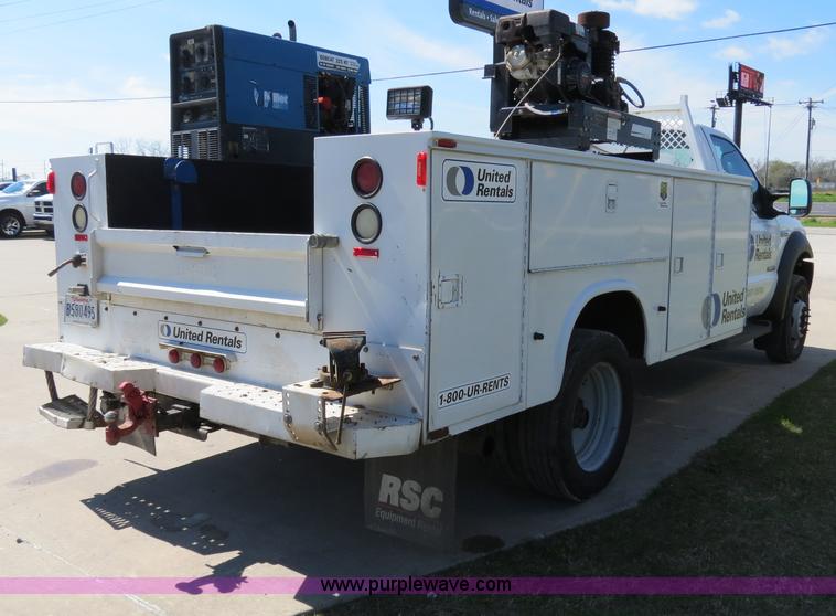 image for item B4648 2007 Ford F550 XL Super Duty service truck