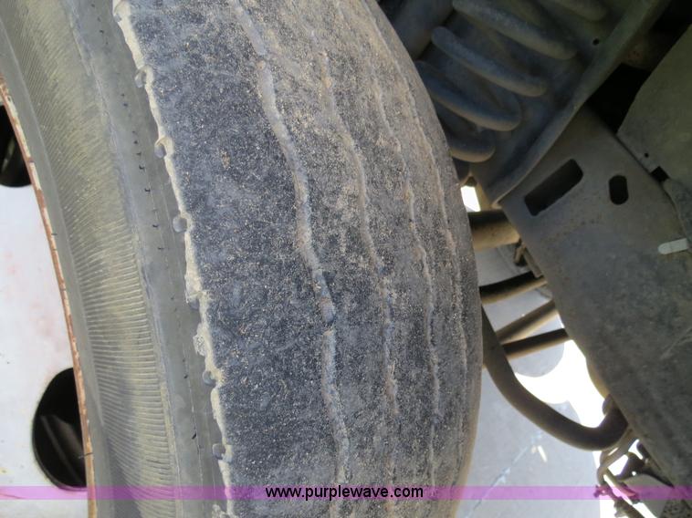 image for item B4648 2007 Ford F550 XL Super Duty service truck