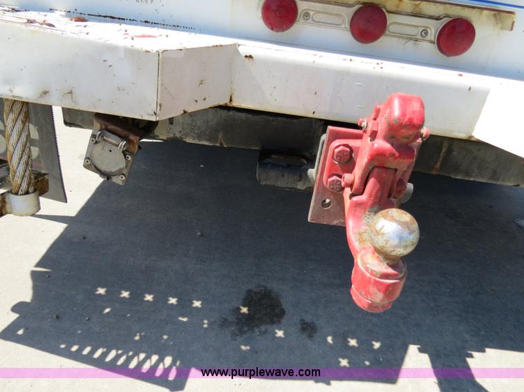 image for item B4648 2007 Ford F550 XL Super Duty service truck