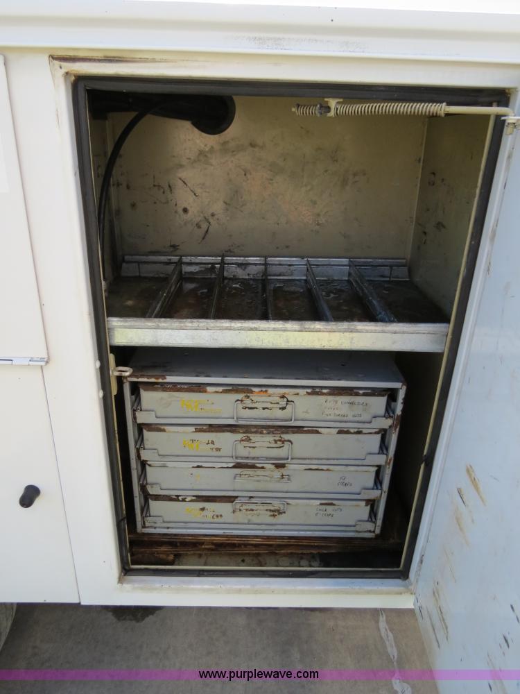 image for item B4648 2007 Ford F550 XL Super Duty service truck