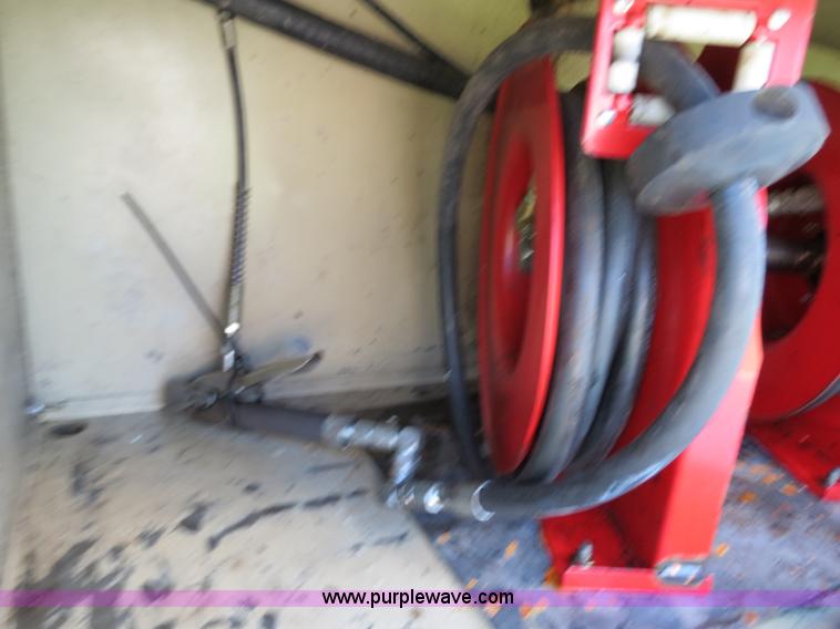 image for item B4648 2007 Ford F550 XL Super Duty service truck