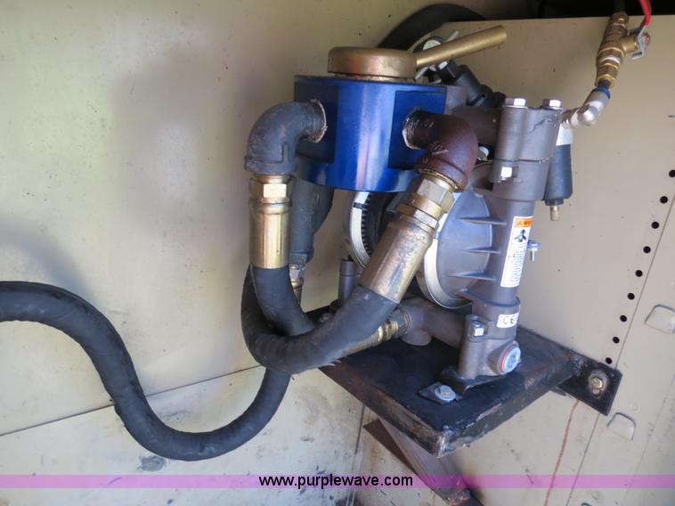 image for item B4648 2007 Ford F550 XL Super Duty service truck