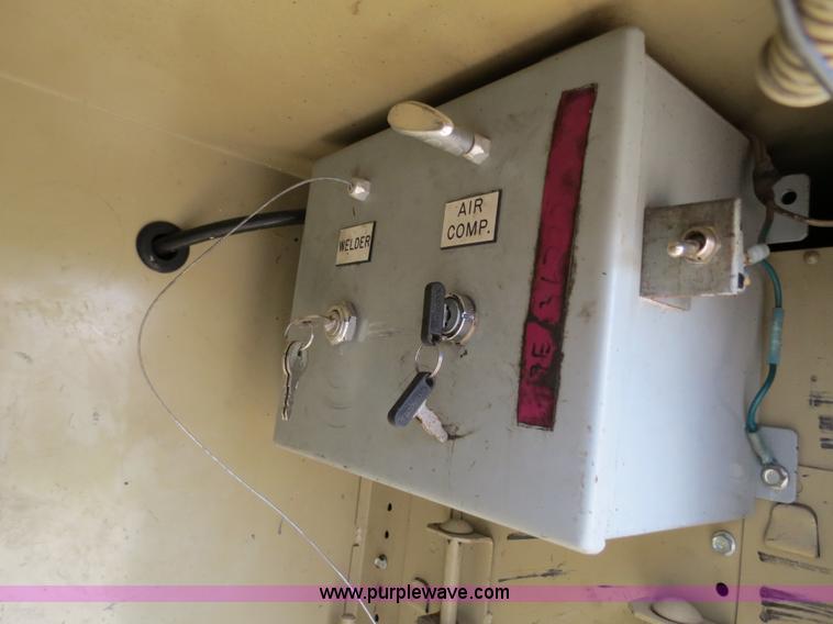 image for item B4648 2007 Ford F550 XL Super Duty service truck