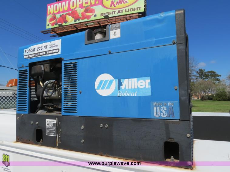 image for item B4648 2007 Ford F550 XL Super Duty service truck